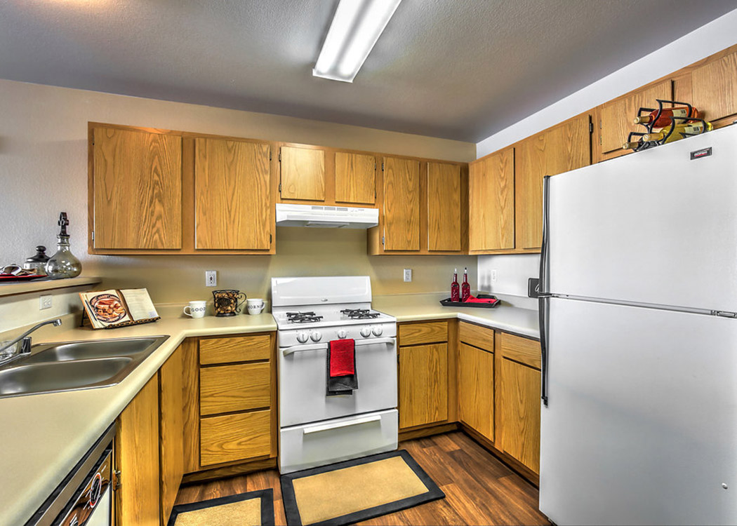 Kitchen at Portola Del Sol apartment in Las Vegas