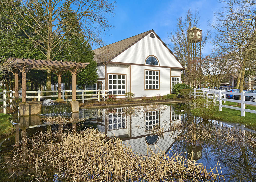 clubhouse at Olin Fields Apartments in Everett