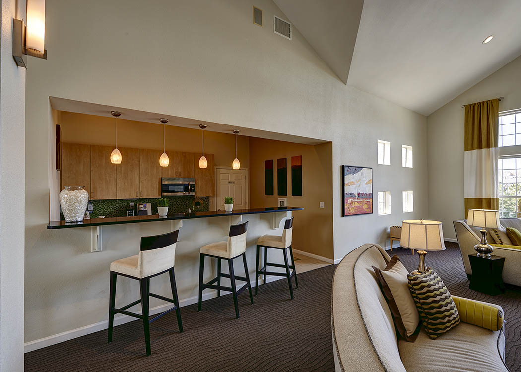 clubhouse at Villas at Homestead Apartments in Englewood