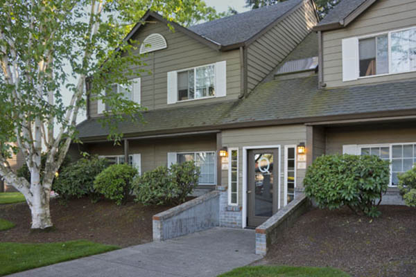Pet Friendly apartments at Carriage House Apartments