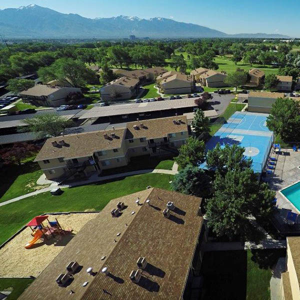 Enjoy the neighborhood at Callaway Apartments in Taylorsville