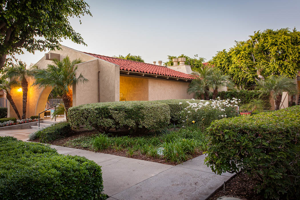 Poolhouse at Kendallwood Apartments in Whittier, CA