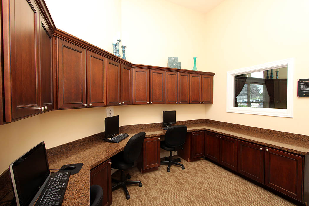 business center at Riverstone Apartments in Bolingbrook