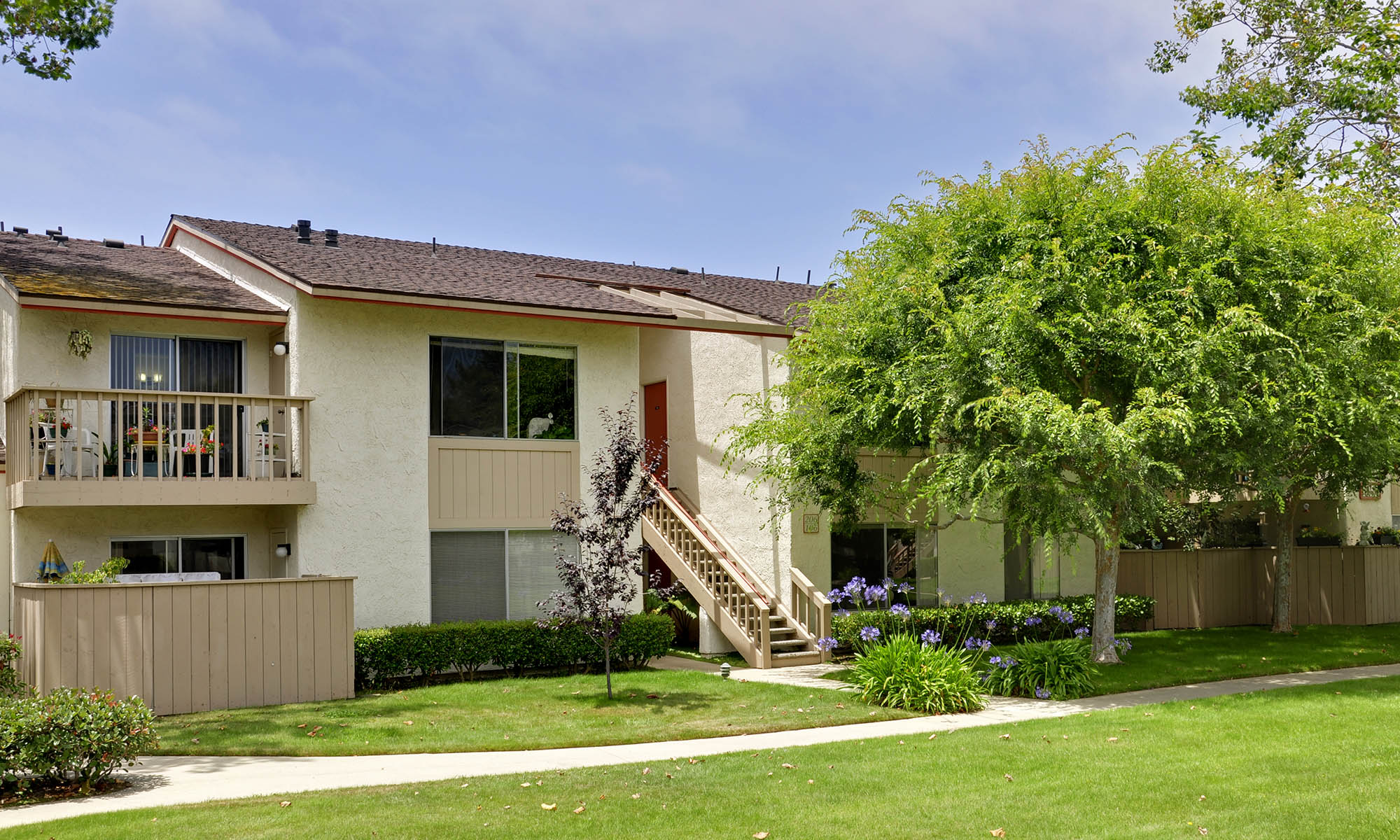 Welcome to our senior apartments in Carpinteria, CA