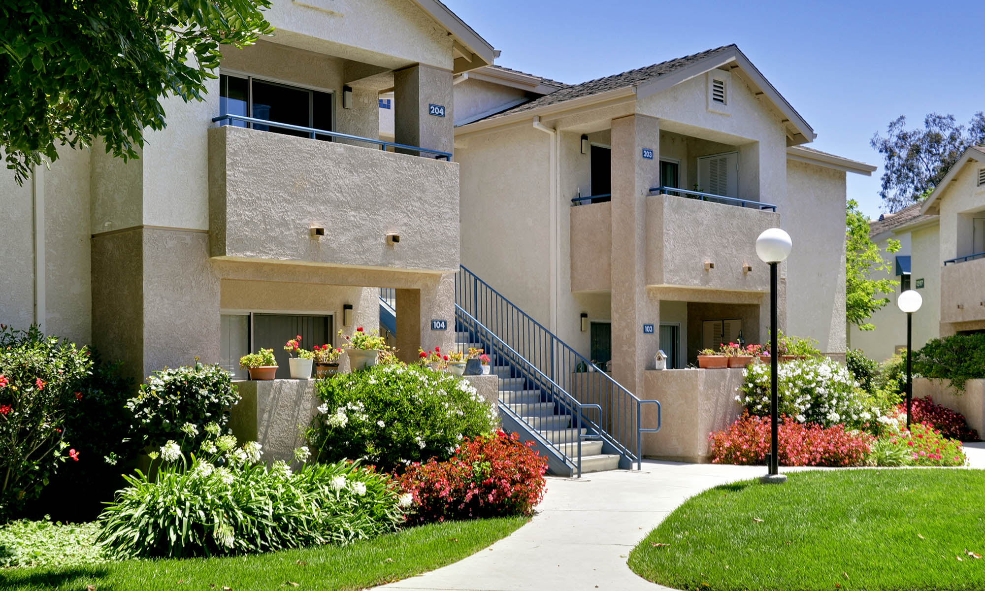 Welcome to our senior apartments in Ventura, CA