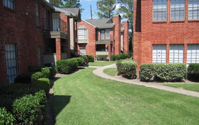 Green Tree Place Apartments count with a beautiful neighborhood
