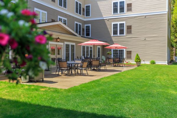 Comfortable Yard at Bentley Commons at Bedford