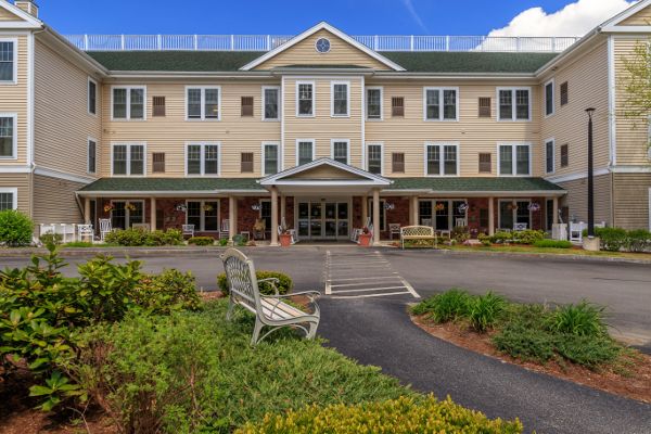 Entrance at Bentley Commons at Bedford