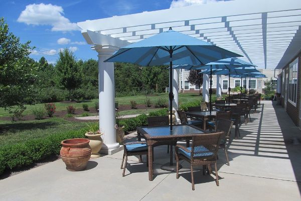 Exterior living spaces at Bentley Commons at Lynchburg