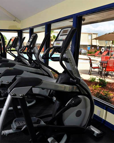 Luxury Amenities at Emerald Pointe Apartment Homes in Harvey, LA