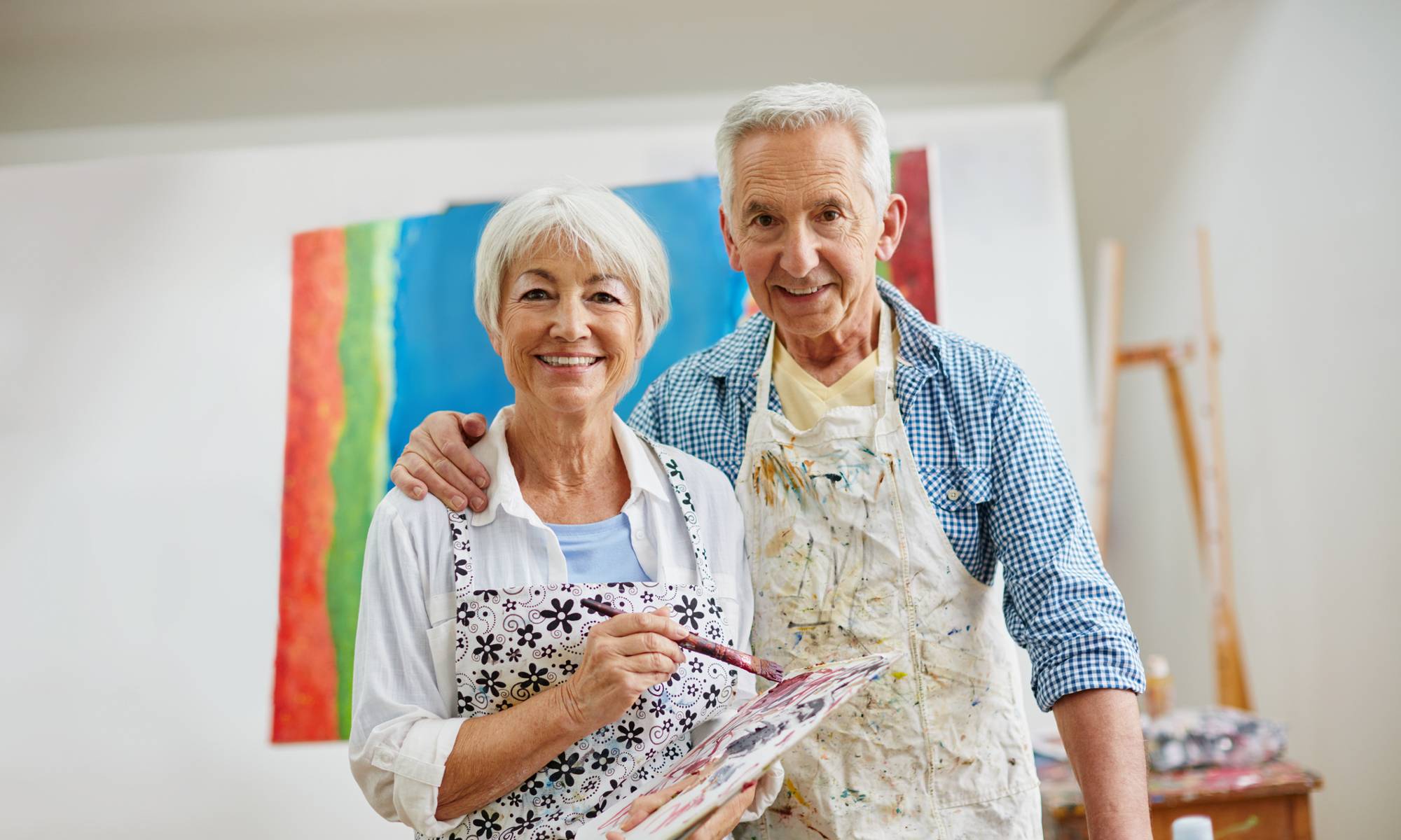 Couple painting at Meridian at Kessler Park in Dallas