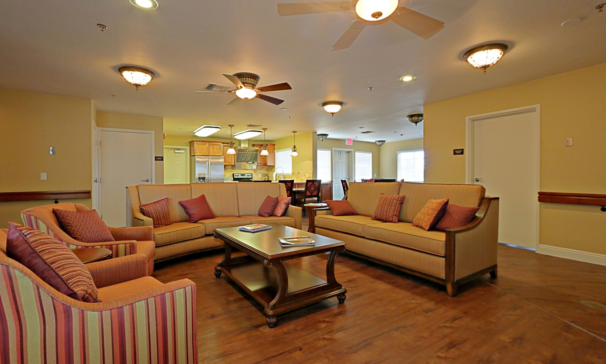 Lounge and Kitchen at Pacifica Senior Living Paradise Valley