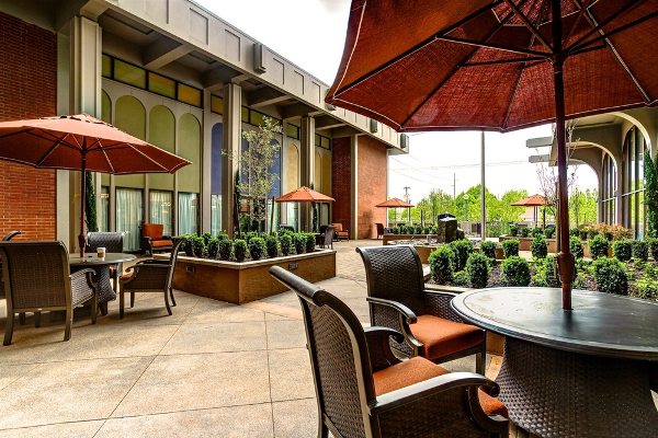 Patio at Pacifica Senior Living Calaroga Terrace in Portland, OR
