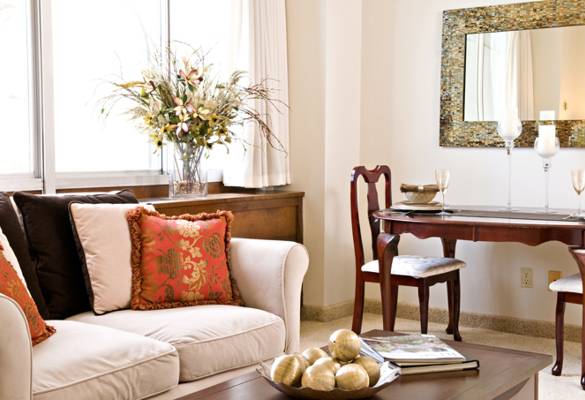 Spacious living room at Pacifica Senior Living Calaroga Terrace