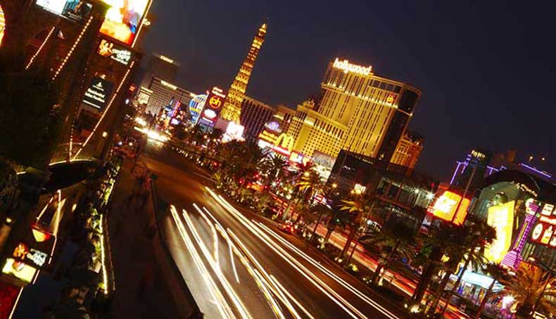 Entrata Di Paradiso is ideally located in Northwest of Las Vegas, Nevada.