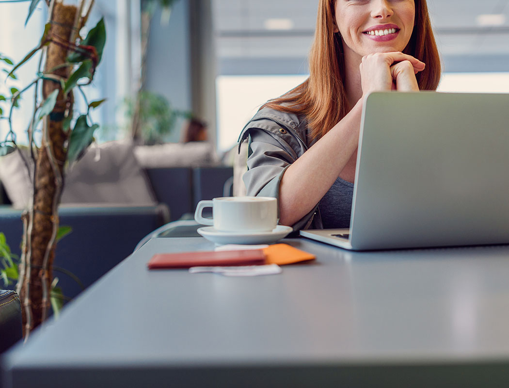 1-800-Self-Storage.com offers amenities including a business cafe