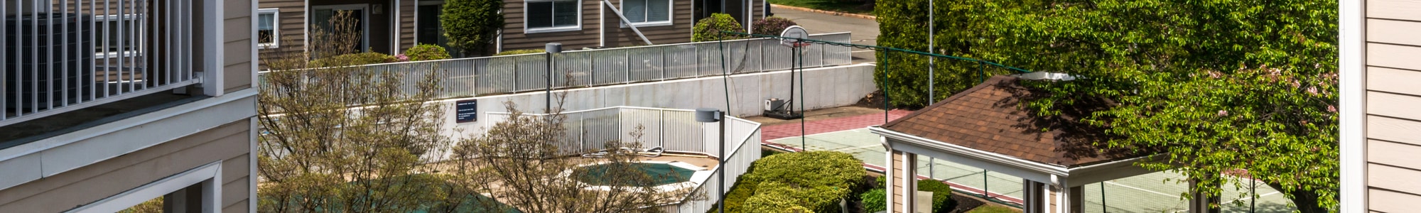 Flats at 390 amenities