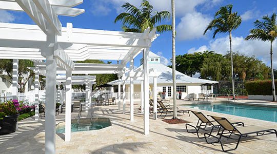 Cypress Club Apartments offers an impressive list of amenities