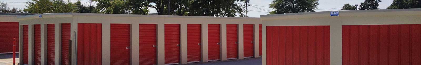 Ray Self Storage offers free truck rentals.
