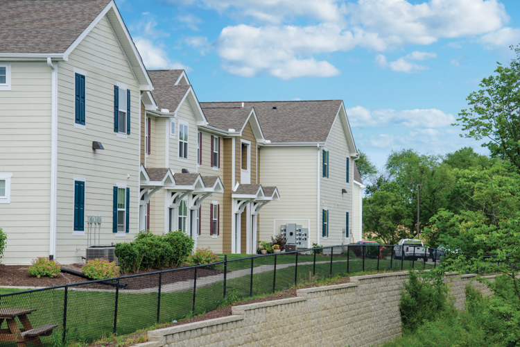 Photo of Springs at Bettendorf neighborhood