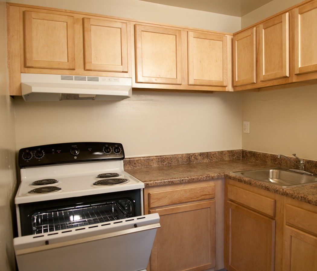Updated kitchen at Colonial Village in Manassas, VA