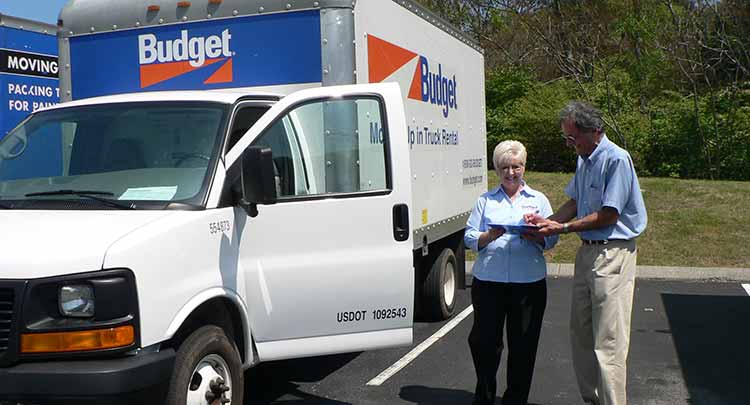 Truck rental at StorPlace of Greenwood in Bowling Green, KY