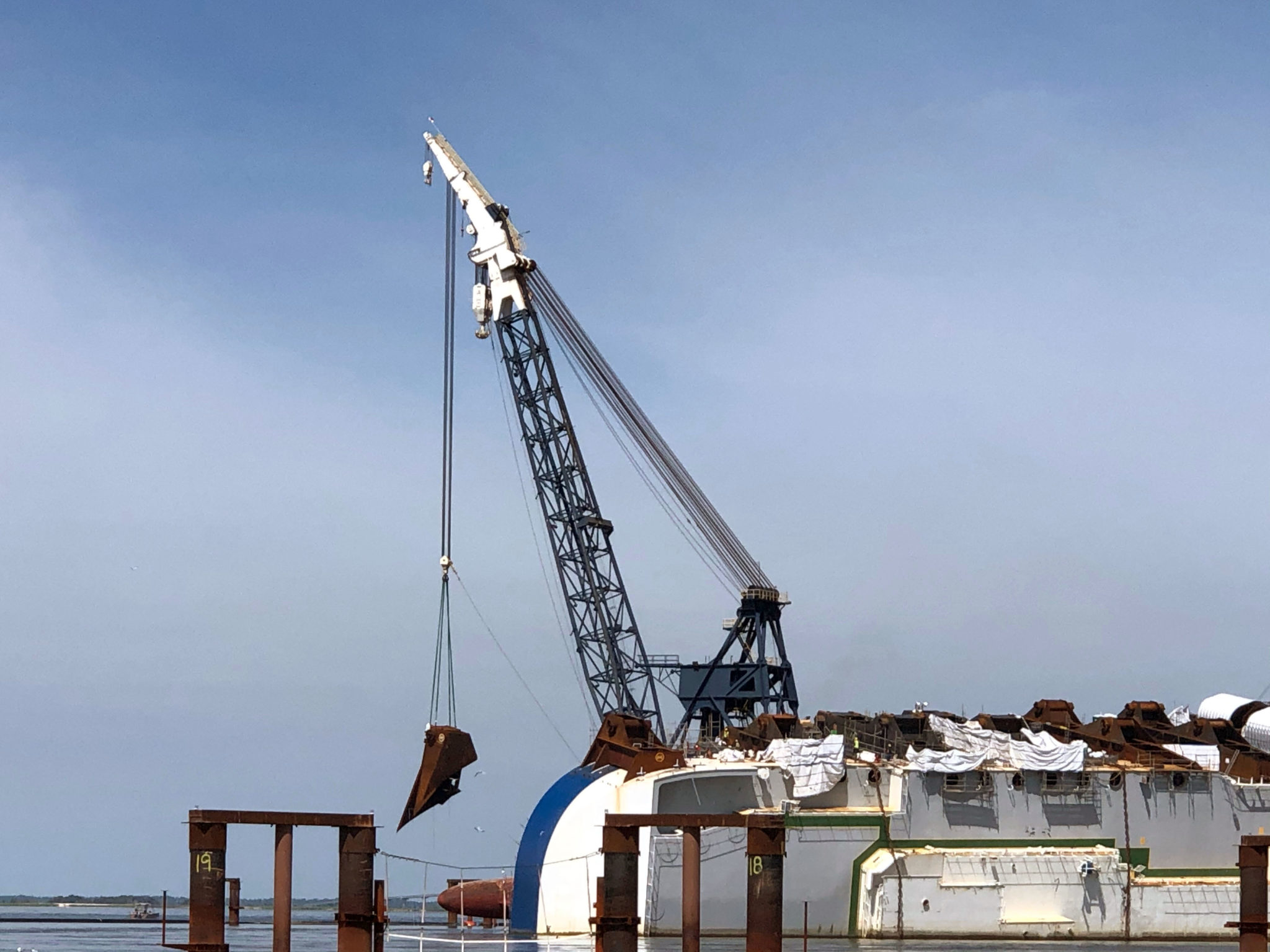 Photo Release Final Lifting Lug Installed St. Simons Sound Response