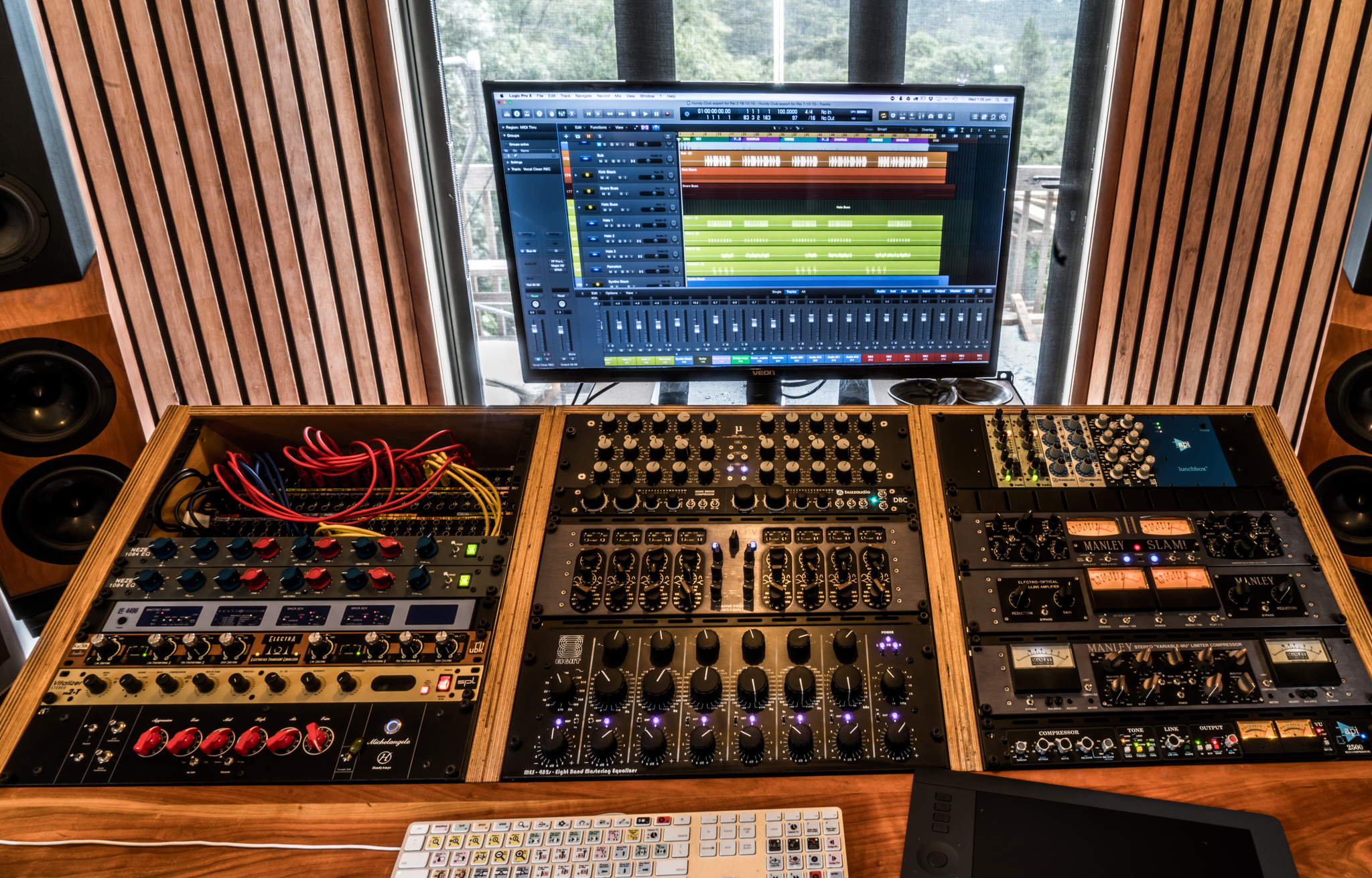 Show me your studio 2016 no setup too small!