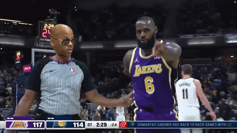 7KQmcJGx5xdjrD7y3jB1mXsmV82g0M.gif