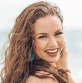 Allie Curtis photo
