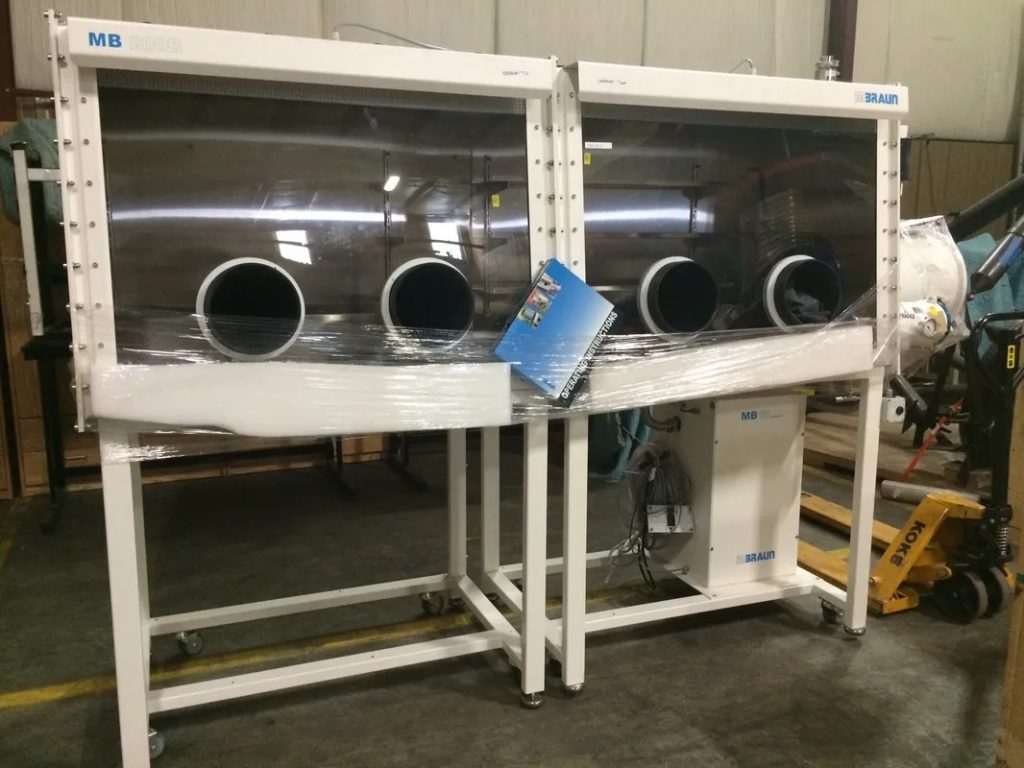 Mbraun Glove box Image