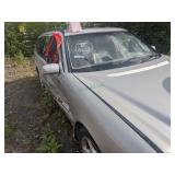 2000 silver Mercedes-Benz E-Class E 320 V6, 3.2L 2000 silver Mercedes-Benz E-Class E 320 V6, 3.2L