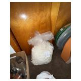 Packing peanuts