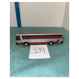 NZG Modelle Magirus-Deutz M 2000 Luxusreisebus 1:5