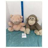 2 plush puppets