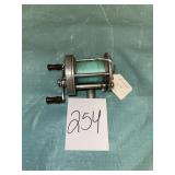 Pflueger Supreme fishing reel made in USA