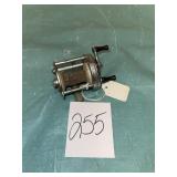 Vintage Bronson Lashless Fishing Reel