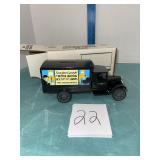 1931 Hawkeye Motor Truck Bank by ERTL