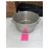 large pot with handle