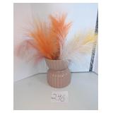Decor Pinkish-Beige Ribbed Vase Orange feathers