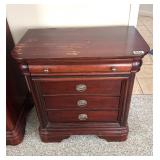 VAUGHAN BASSETT NIGHT STAND 4 DRAWERS -SHOWS WEAR