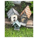 GARDEN TREASURES - 3 WOODEN BIRDHOUSES