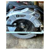 PORTER CABLE 13 AMP CIRCULAR SAW -LASER GUIDE