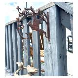 IRON BIRD HOOK WITH WINDCHIME
