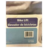 BIKE LIFT STILL IN BOX & SOCKET SET IN BOX
