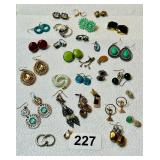 HUGE LOT OF COSTUME JEWELRY EARRINGS, ALL KINDS