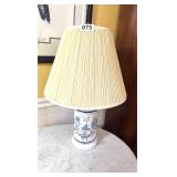 VINTAGE BLUE & WHTE APOTHECARY CYLINDER LAMP