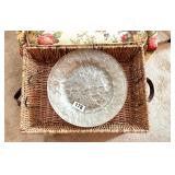 VINTAGE FRUIT THEMED PLATE IN WICKER BASKET