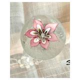 VINTAGE PAPER WEIGHT