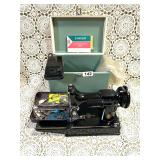 VINTAGE SINGER FEATHERWEIGHT 221 SEWING MACHINE